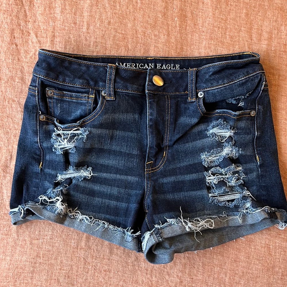 Eagle High-Rise Shorts